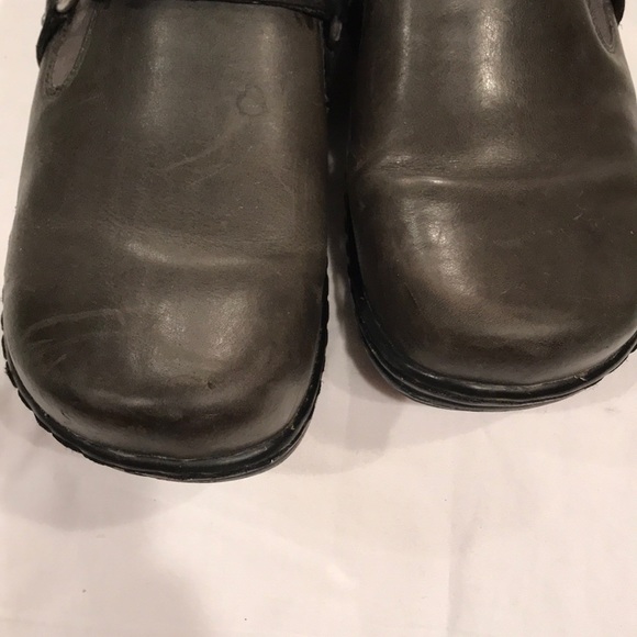 KLOGS mules. Leather upper olive green EUC size 11 - Picture 5 of 7